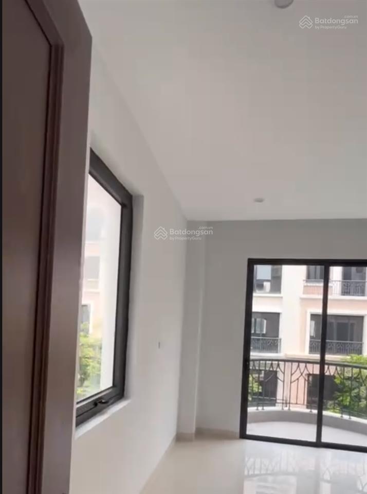 Cc cho thuê căn lk xẻ khe 78m2 xây 4 tầng tại hải âu 8, đã hoàn thiện 3 tầng giá sinh viên 6 tr/th