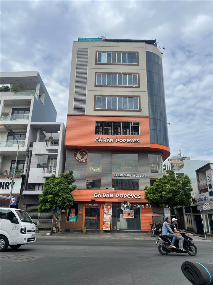 Siêu phẩm! tòa nhà góc 2 mặt tiền vành đai trong. dt 20 x 25m  5 tầng  hđt 220 triệu. giá 70 tỷ