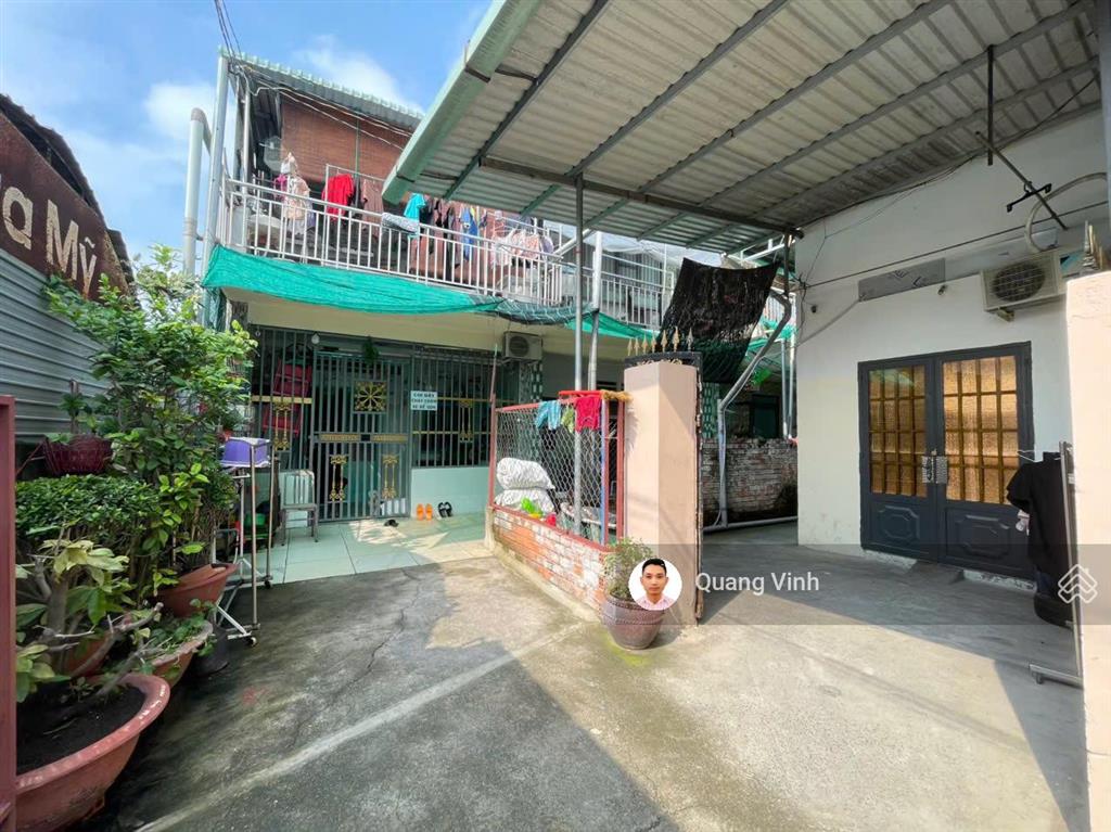 Nhà cấp 4 gác đúc, hẻm xe ba gác, sổ riêng, gần ngã ba cây lơn, 2525 dĩ an, bình dương