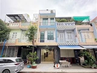Nhà gần vincom ngã tư 550, khu toa xe, 1 trệt 2 lầu sổ riêng, 2286 dĩ an bình dương