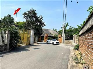 Bán đất tại trại láng, cổ đông, 27 triệu/m2, 100.3 m2, pháp lý đầy đủ, giá siêu hời.sdt 0899 993 ***