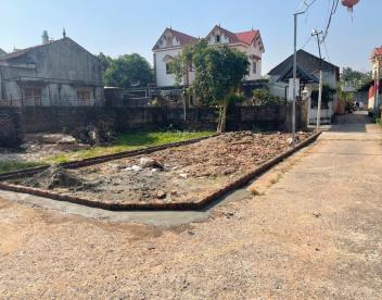 Vợ chồng em cần tiền bán mảnh đất ông bà cắt cho, lô góc 100m2 hướng đn giá 5 tỷ 1, mt 6,5m
