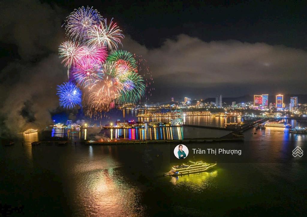 Quỹ căn độc quyền giá full 1tỷ6xx  3tỷxx view biển sun centro town  0396 369 ***