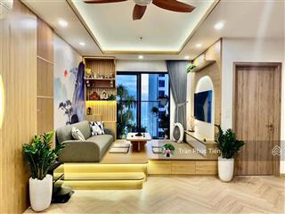 Chính chủ bán căn hộ 83m2 full nội thất xịn sò tại the wisteria, tầng đẹp, view thoáng.