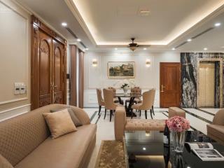 Bán nhà mặt phố khúc thừa dụ, cầu giấy. dt 60m2 x 7t, mt 5,5m. thang máy, 2 mặt thoáng, vỉa hè rộng