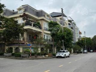 Bán nhà mặt phố nguyễn đình thi, tây hồ. dt 140m2 x mt 8m. đã có gpxd 7 tầng + 1 hầm, nhà lô góc