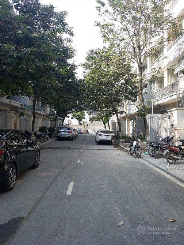Bán nhà mặt ngõ ô tô tránh phố thụy khuê, tây hồ. dt sổ 60m2 x 5t, mt 5m. thang máy, cạnh hồ tây