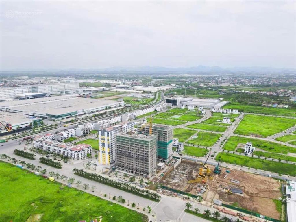 Bán lô góc đối diện 10 toà chung cư, vị trí kinh doanh siêu đẹp