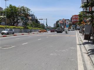 Bán đất tặng nhà tại quảng an, tây hồ, hn, với diện tích 80 m2,mặt tiền 9,5m , 18 tỷ.