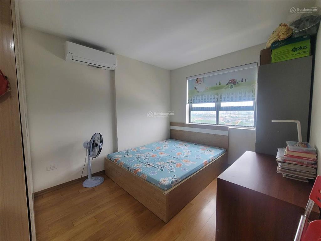 Tôi cần bán căn 57m2 2pn 2wc, tầng trung, sđcc, hỗ trợ bank 3,6x tỷ tại the vesta hà đông