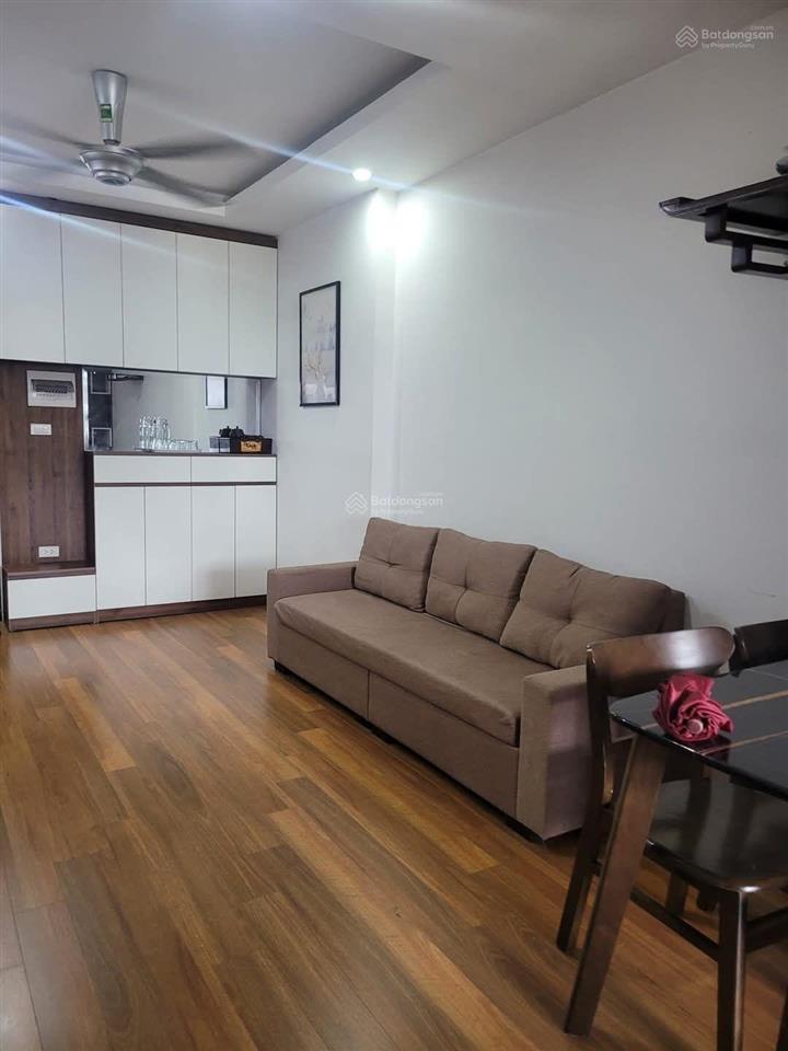 Tôi cần bán căn 57m2 2pn 2wc, tầng trung, sđcc, hỗ trợ bank 3,6x tỷ tại the vesta hà đông