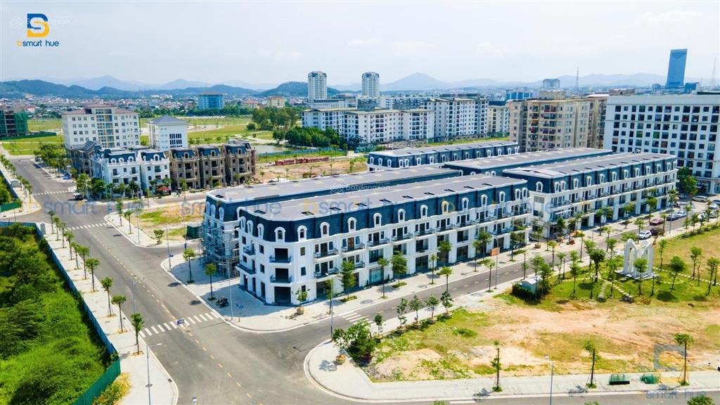 Thanh toán 1tỷ6 nhận nhà cho thuê dòng tiền thực tế 38tr/tháng shophouse phú xuân city 382m2 sàn