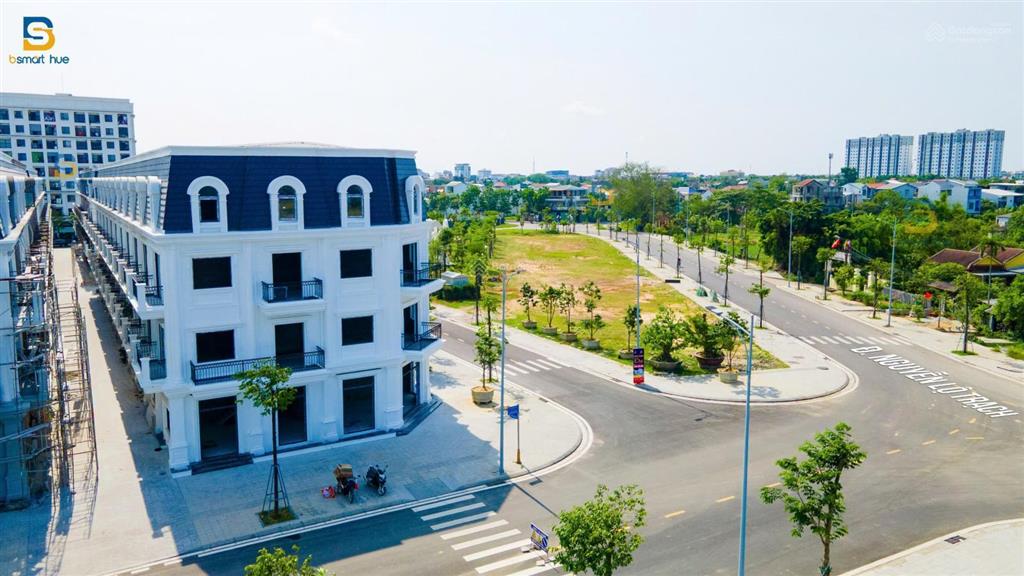 Thanh toán 1tỷ6 nhận nhà cho thuê dòng tiền thực tế 38tr/tháng shophouse phú xuân city 382m2 sàn