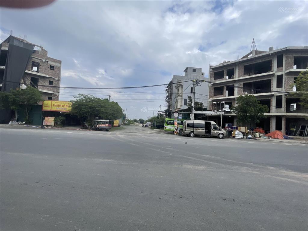 76m2 đất dịch vụ lại yên đường 24m vỉa hè 3m giá tốt nhất thị trường