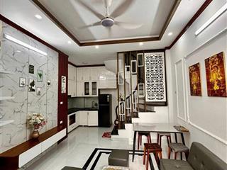 Chính chủ bán nhà mới đẹp phố xuân đỉnh, bắc từ liêm, diện tích 35m2, 5 tầng, đầy đủ công năng.