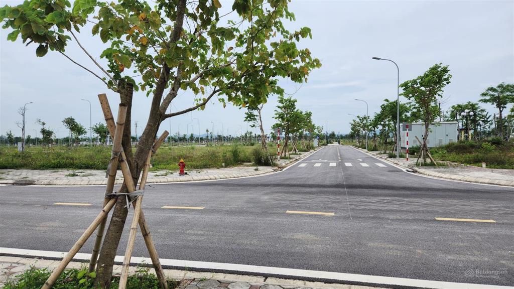 Chính chủ bán cặp liền kề l1211 và l1212, dt 180m2 mặt tiền 10m (90m2/lô) dự án tnr star bỉm sơn