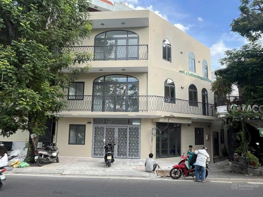 Góc 2 mặt tiền khu vip bình phú q6 (5 x 18) 3 tầng. chỉ 12,5 tỷ