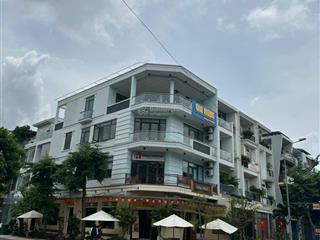 Góc 3 mặt tiền siêu đẹp lương định của, quận 210x20m 5 tầng hđt 200 triệu/tháng60 tỷ.