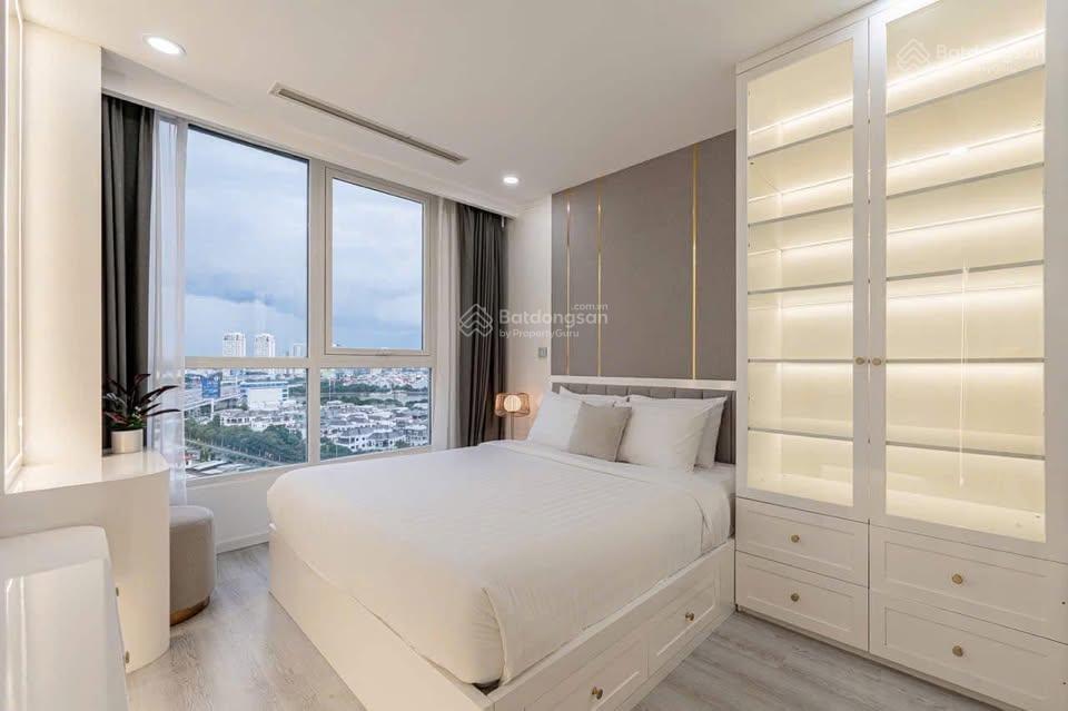 Bán gấp ch 54m2, full nt, dọn ở, vay 80%. cực đẹp view mt phạm văn đồng 0794 818 ***