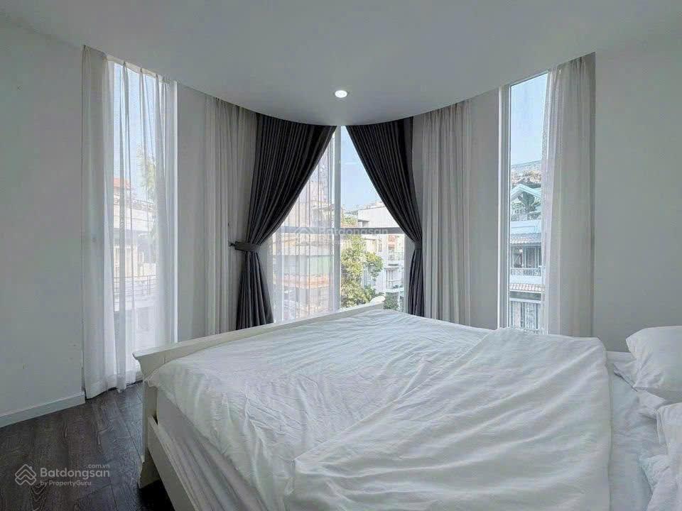 Cho thuê căn hộ, 1pn 50m2, vòng cung, thang máy hầm xe, quốc hương thảo điền