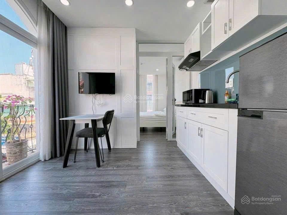 Cho thuê căn hộ, 1pn 50m2, vòng cung, thang máy hầm xe, quốc hương thảo điền