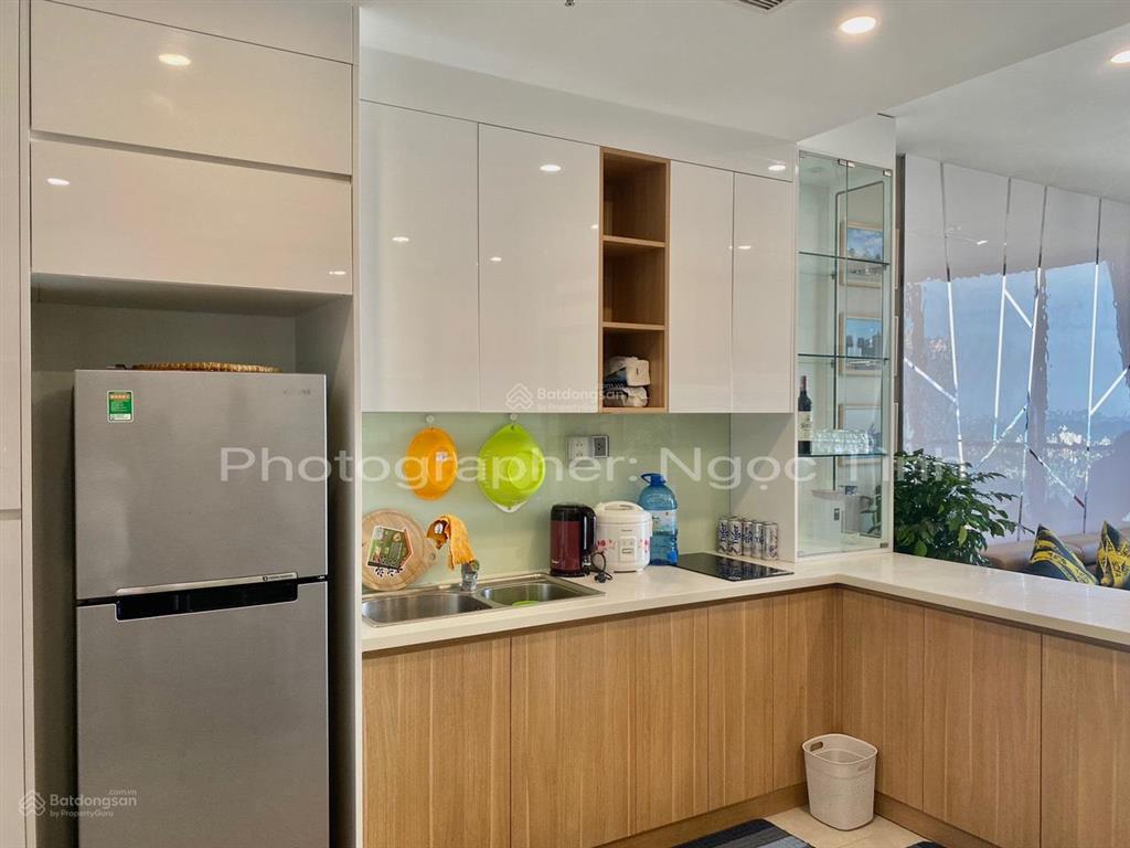 Bán căn 2 phòng ngủ đẹp view đông nam, nội thất đẹp giá bán chỉ 6.8 tỷ sẵn dòng tiền cho thuê