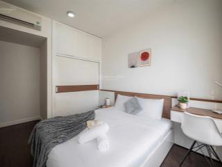Cho thuê gấp sky center 36m2 1pn 9tr, 75m2 2pn 14tr, 139m2 3pn 24tr ở liền. đt 0909 476 *** cường