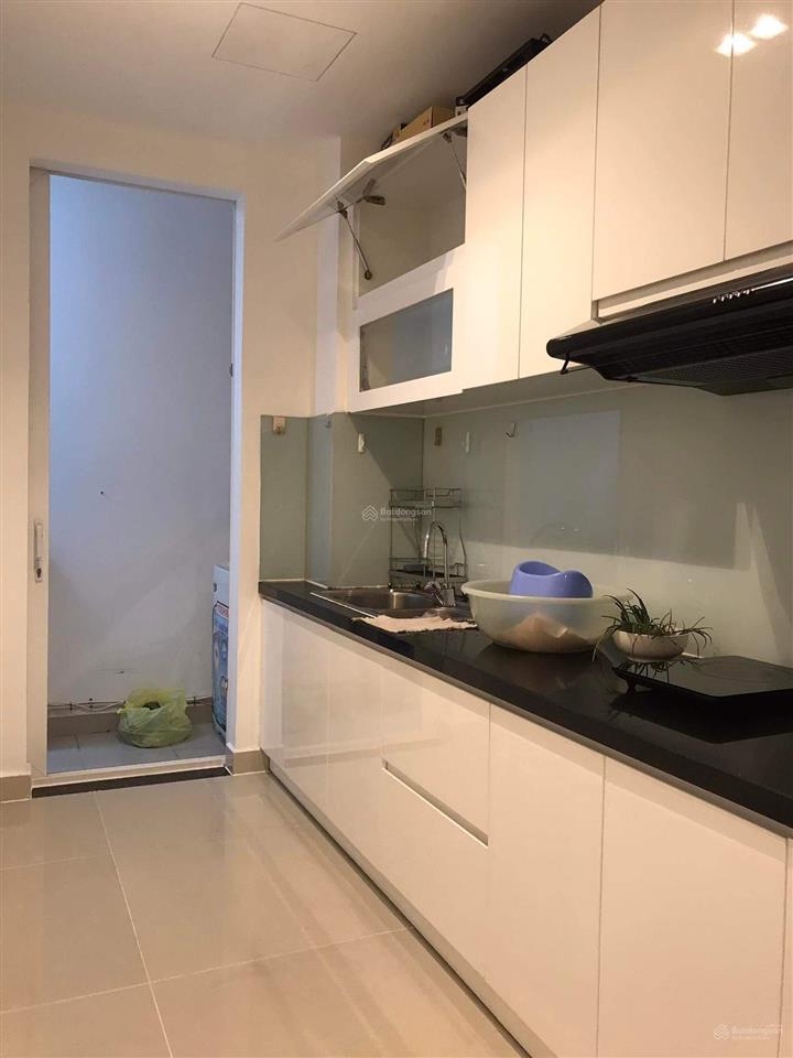 Chính chủ cần bán gấp căn hộ cao cấp sky center 75m2 2pn 2wc 5.8 tỷ. đt 0909 476 *** gặp cường