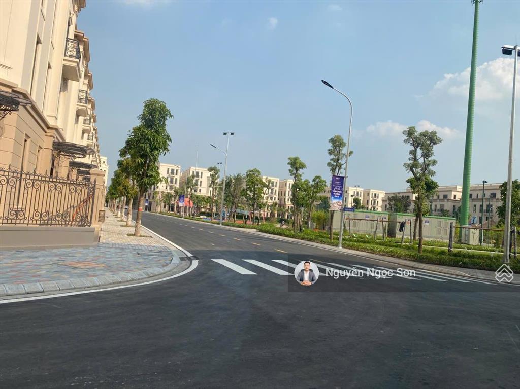 Bán căn xẻ khe thiên nga 75m2  27 tỷ giá vay  gần hồ 32ha