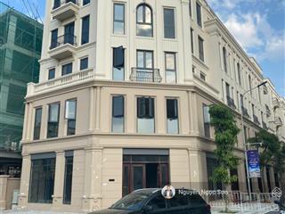 Bán căn góc tn3  đối diện vườn hoa  cạnh chung cư cao cấp  gần hồ 32ha