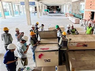 Bán căn 3pn2wc82m 6.65tỷ view trung tâm thành phố,ngắm pháo hoa. 0989 627 *** hương trầm