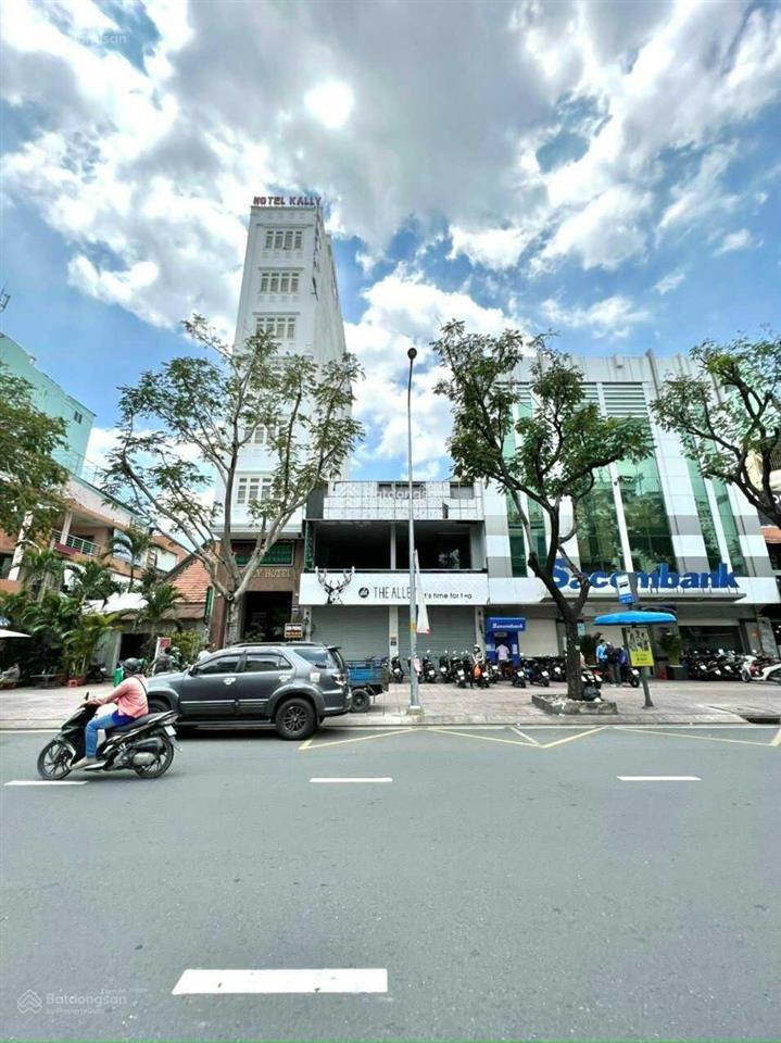 Mặt tiền 49  51 hoàng diệu quận 4 khu văn phòng sầm uất