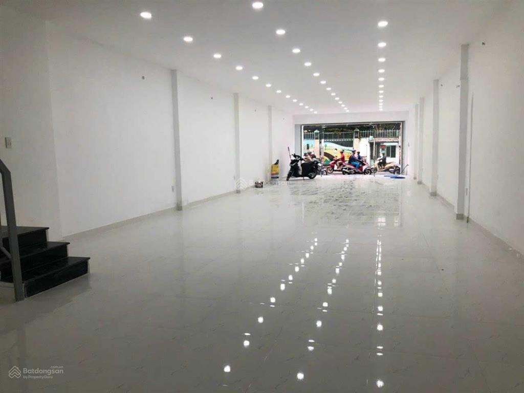 Mặt tiền 100 hậu giang, quận 6 diện tích 8x20m trệt, 2 lầu