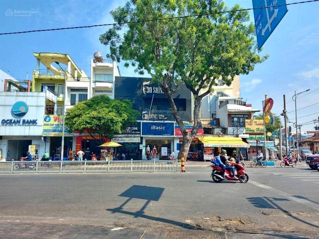 Mặt tiền 100 hậu giang, quận 6 diện tích 8x20m trệt, 2 lầu