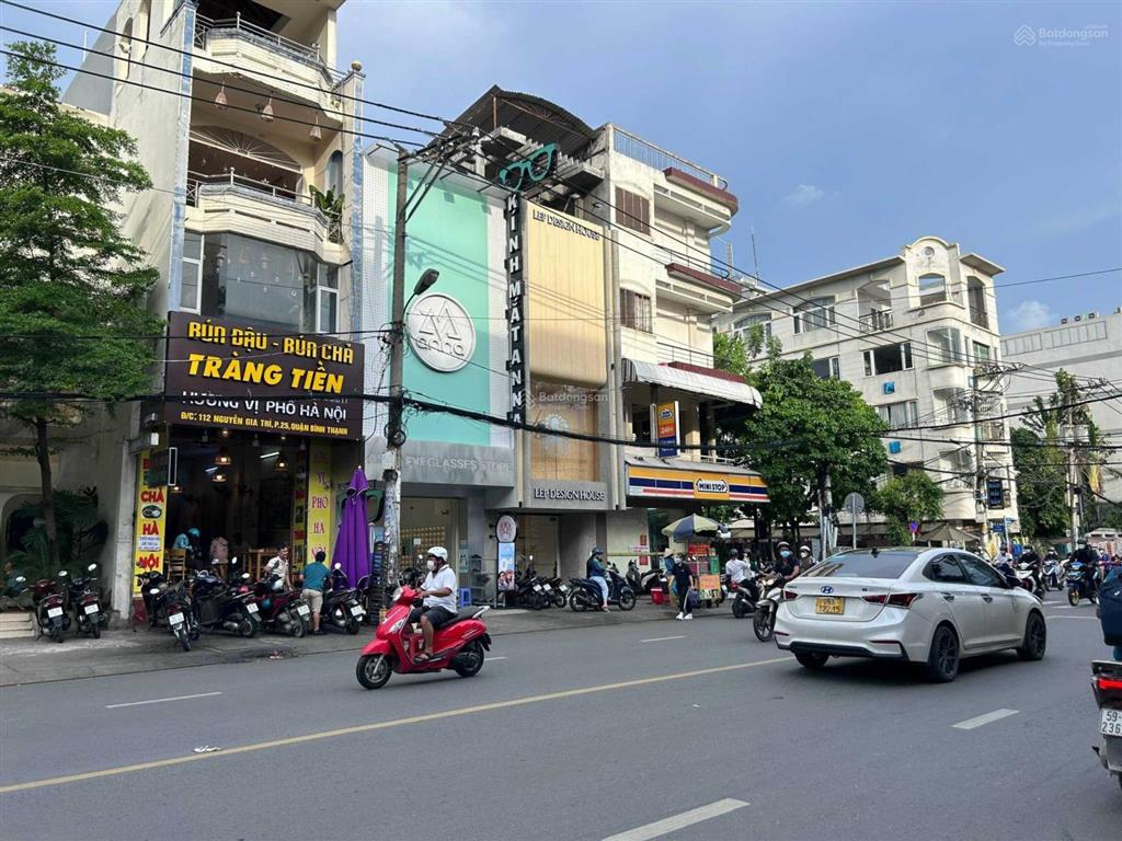 Mặt tiền 108a nguyễn gia trí, dt 8x20m, trệt, 2 lầu trống suốt, giá 100 triệu/tháng