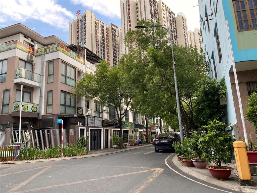 Cho thuê nhà góc 2mt cửu long, khu cư xá bắc hải quận 10 tập trung nhiều trường học văn phòng, f&b