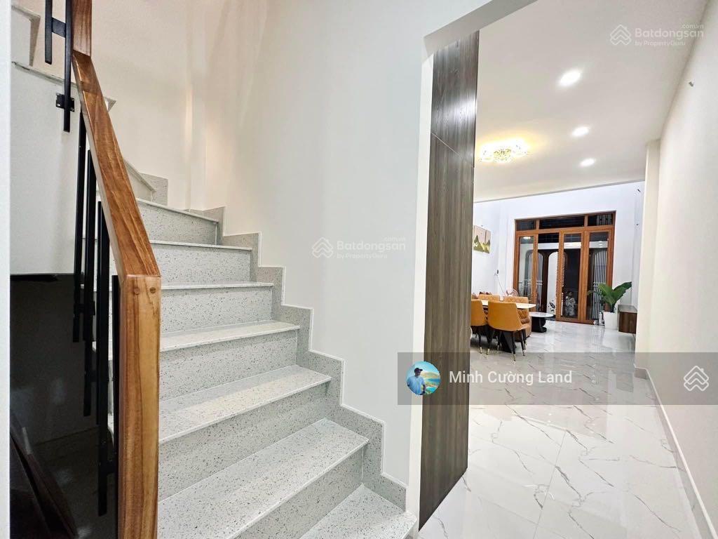 Giảm sốc 1tỷ, chỉ 5.45tỷ tl, bán nhà đẹp hxh phan văn trị, bình thạnh, 60m2 nở hậu, 2 tầng btct 3pn