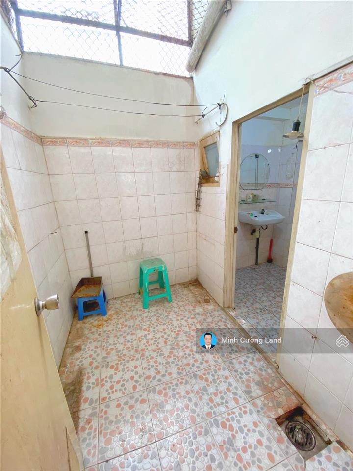 Chính chủ 30 năm bán nhà 2 tầng hẻm xe hơi sát phan xích long, 58m2, cho thuê được 20 triệu/tháng