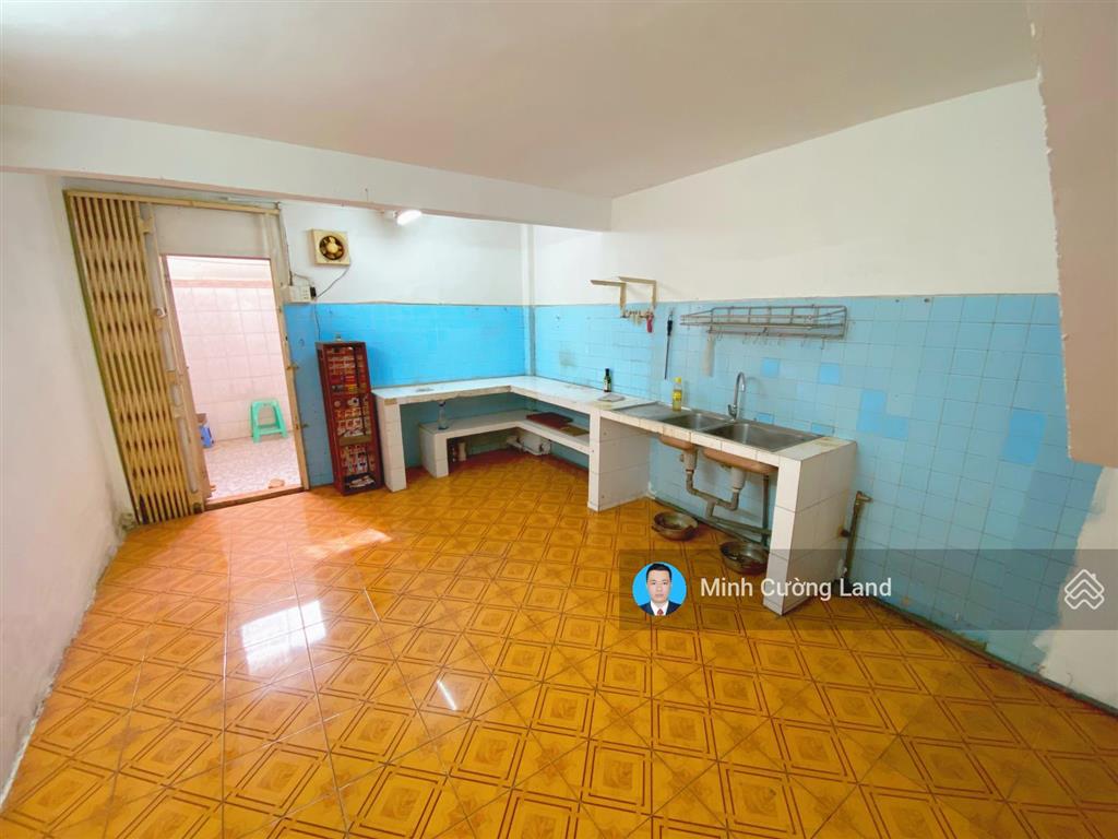 Chính chủ 30 năm bán nhà 2 tầng hẻm xe hơi sát phan xích long, 58m2, cho thuê được 20 triệu/tháng