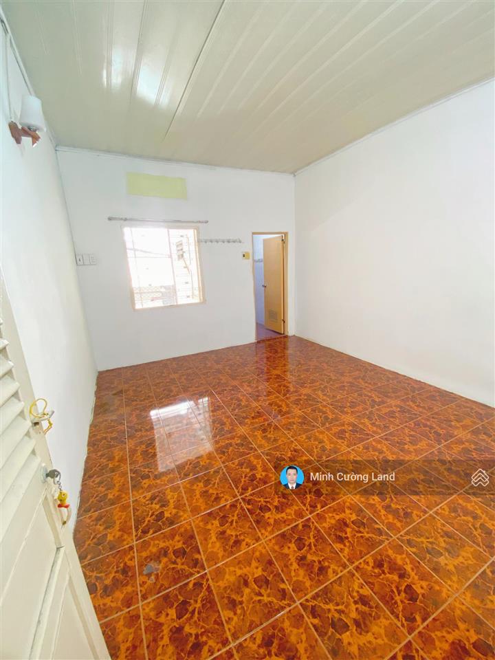 Chính chủ 30 năm bán nhà 2 tầng hẻm xe hơi sát phan xích long, 58m2, cho thuê được 20 triệu/tháng