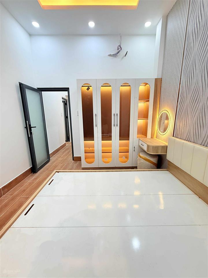 Bán nhà đẹp ngay phố ẩm thực phan xích long, phú nhuận, 37m2, 2 tầng 3pn, hẻm 5m sát mặt tiền