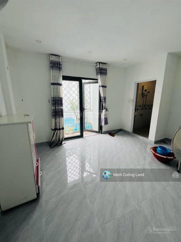 Chỉ 3.5tỷ tl, bán nhà đẹp nguyễn kiệm p3 gò vấp giáp phú nhuận, 50m2 nở hậu, 2 tầng đúc 3pn, gần mt