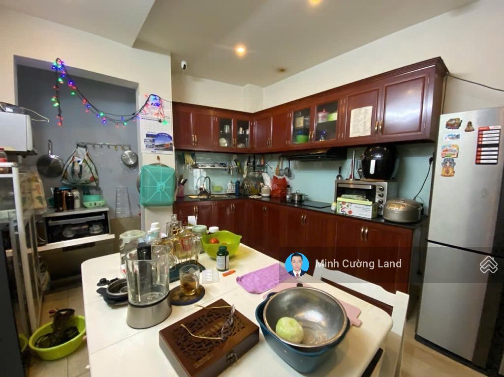 Bán nhà đẹp trường sa, phú nhuận, 45m2 vuông a4, 4 tầng 5pn, hẻm 4m cách mt 20m, chỉ 6tỷ tl