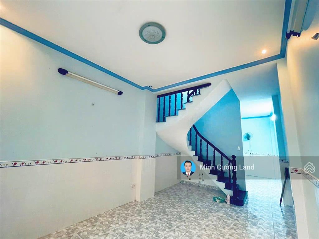 Chính chủ bán nhà đường số 7 p3 gv, sát vách phú nhuận, 43m2, 2 tầng đúc thật, hẻm 3m sát mặt tiền