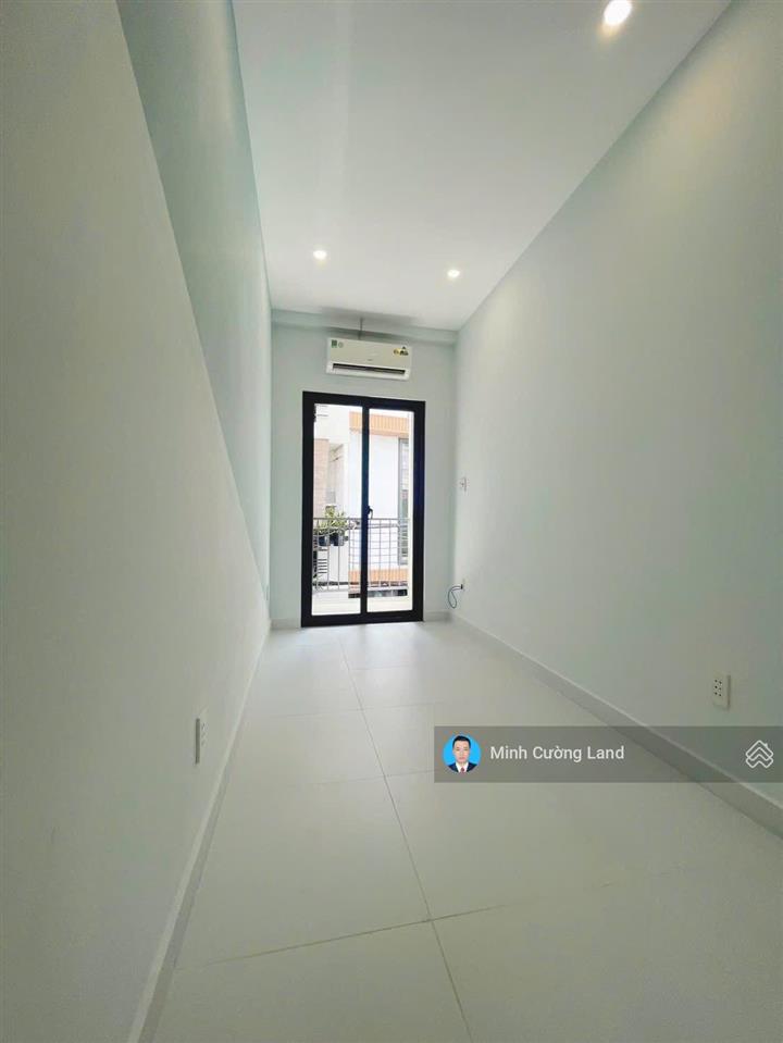 Bán nhà lạc long quân p10 tân bình, dtsd 49m2, 3 tầng 2pn, tp hỗ trợ vay 2 tỷ, ko quy hoạch, hẻm 4m