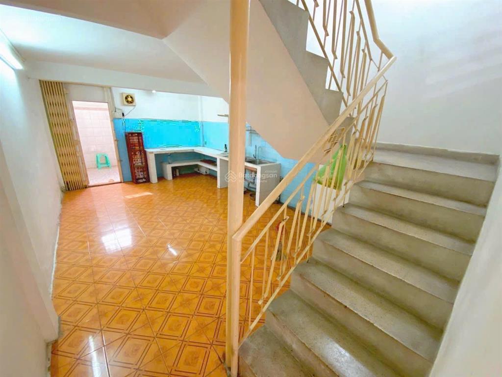 Chính chủ 30 năm bán nhà 2 tầng cạnh phan xích long, hxh 16 chỗ, 58m2, cho thuê được 20tr/tháng