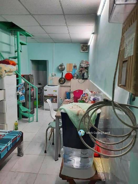 Giảm 600tr chỉ 1.8tỷ tl, bán nhà điện biên phủ p21 bình thạnh, 21m2, 2 tầng btct, gần mặt tiền