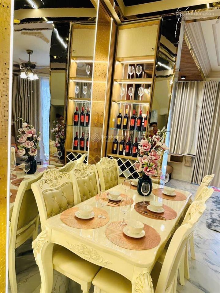 Bán nhà đẹp, hiếm có ni sư huỳnh liên p.10 tân bình, 5x11m, 3 tầng 3pn, cách mt 2 căn, chỉ 4.39tỷ