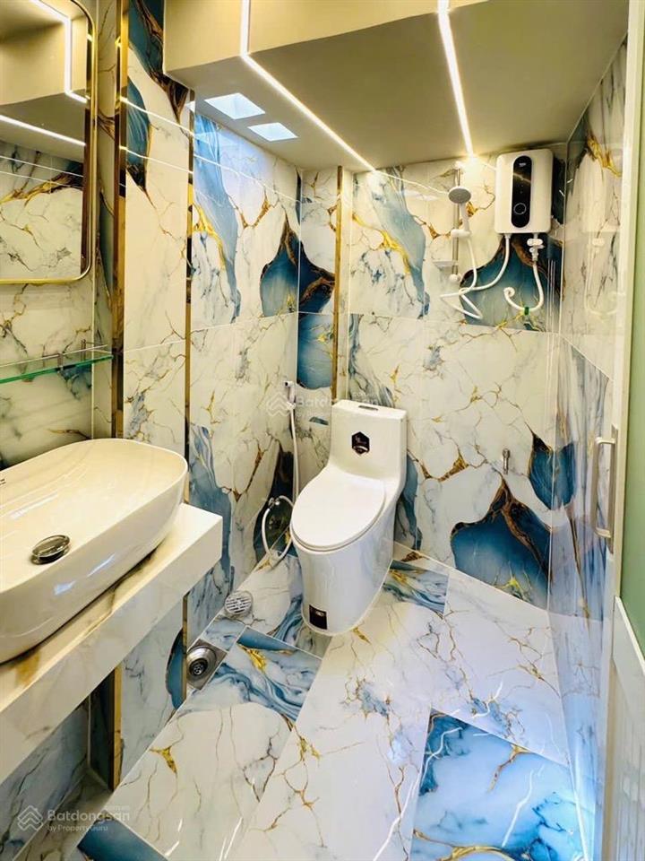 Bán nhà đẹp, hiếm có ni sư huỳnh liên p.10 tân bình, 5x11m, 3 tầng 3pn, cách mt 2 căn, chỉ 4.39tỷ