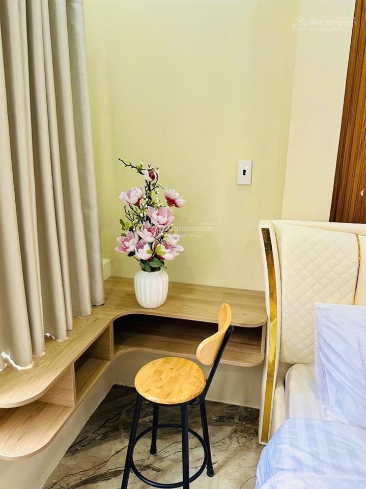Bán nhà đẹp, hiếm có ni sư huỳnh liên p.10 tân bình, 5x11m, 3 tầng 3pn, cách mt 2 căn, chỉ 4.39tỷ